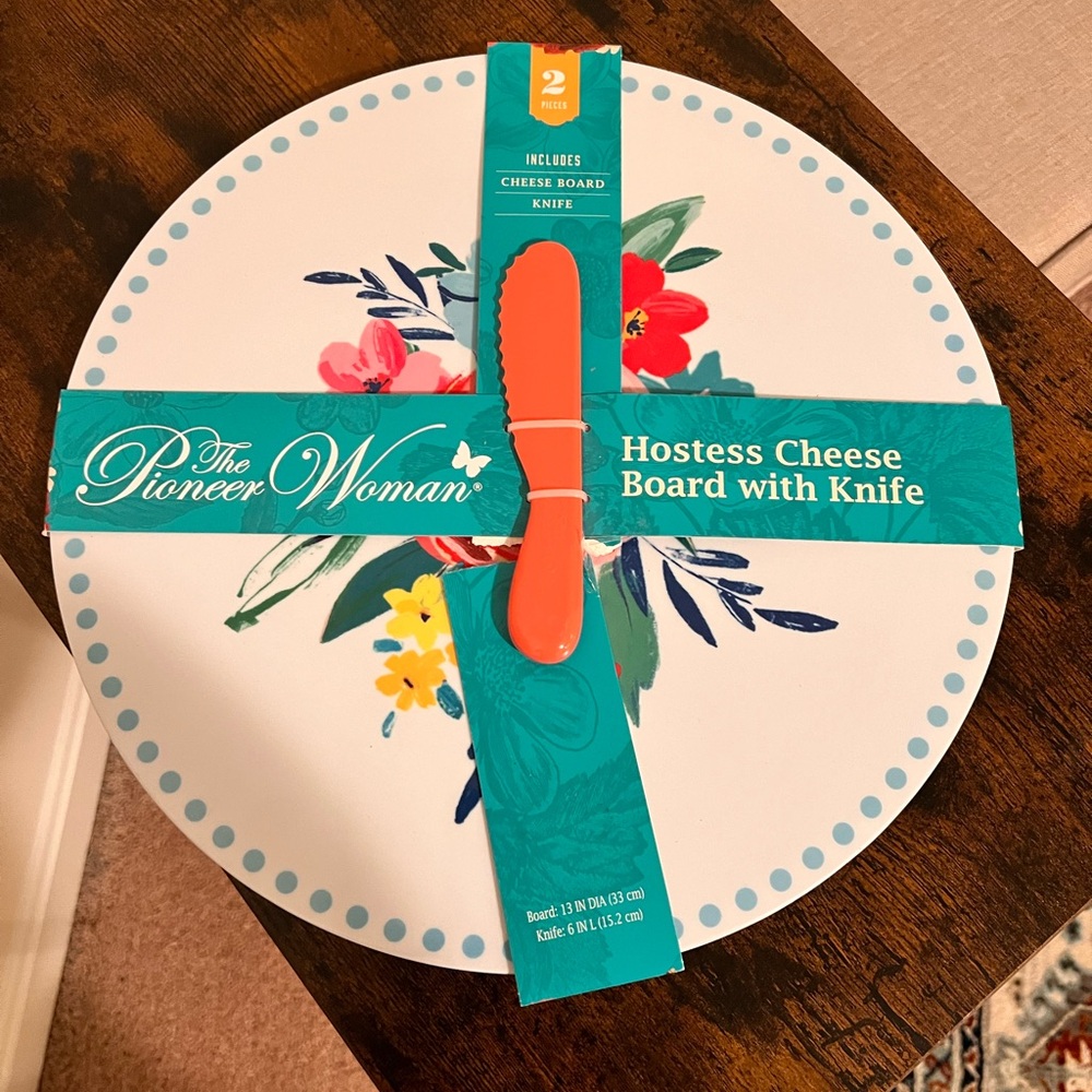 The Pioneer Woman Hostess Cheese Board with Orange Knife